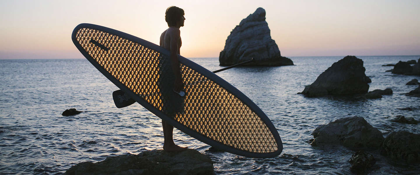 3CSUP: een ultralicht en doorzichtig paddleboard voor eco-surfers