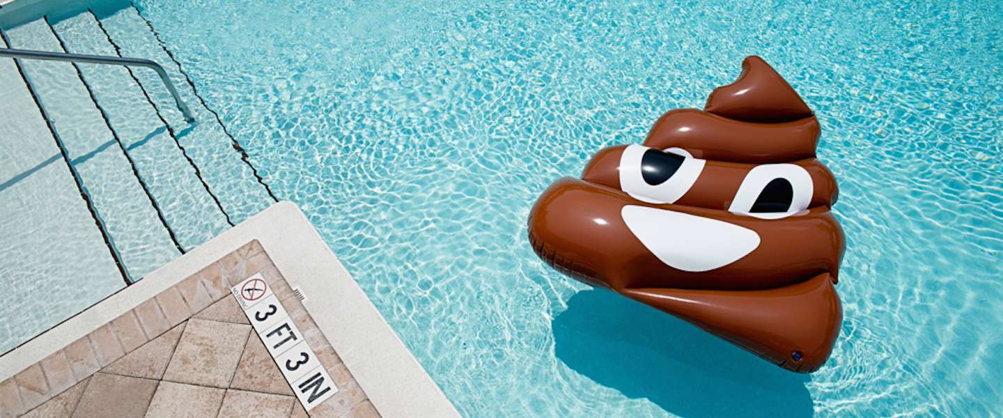 Deze emoji zwembanden helpen je om de zomer goed door te komen