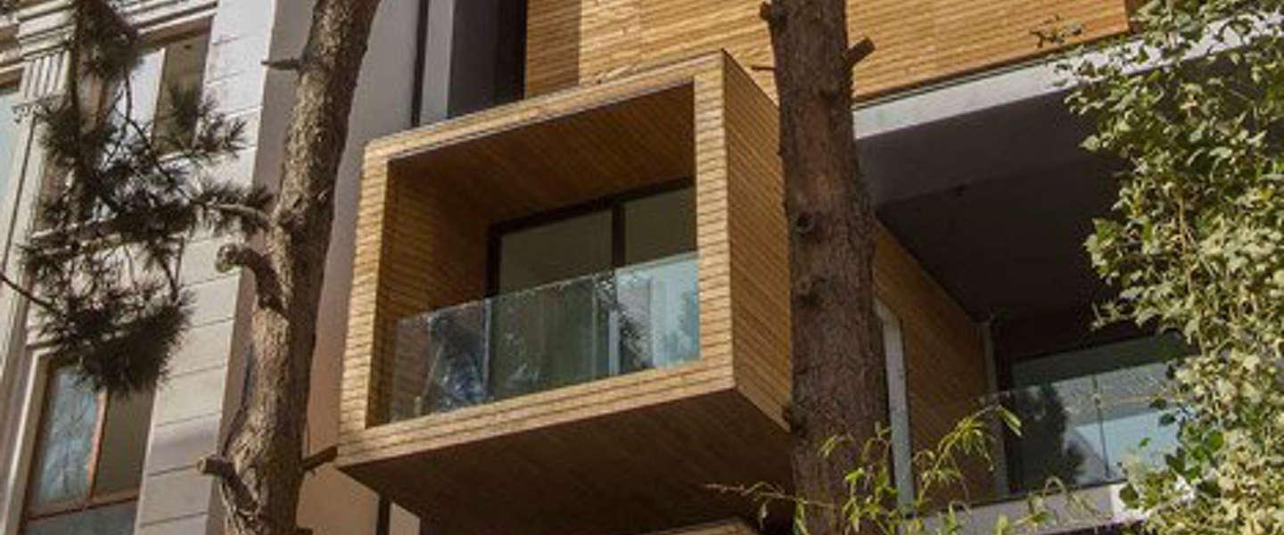 Bizar mooi huis in Iran roteert kamers om klimaat te slim af te zijn
