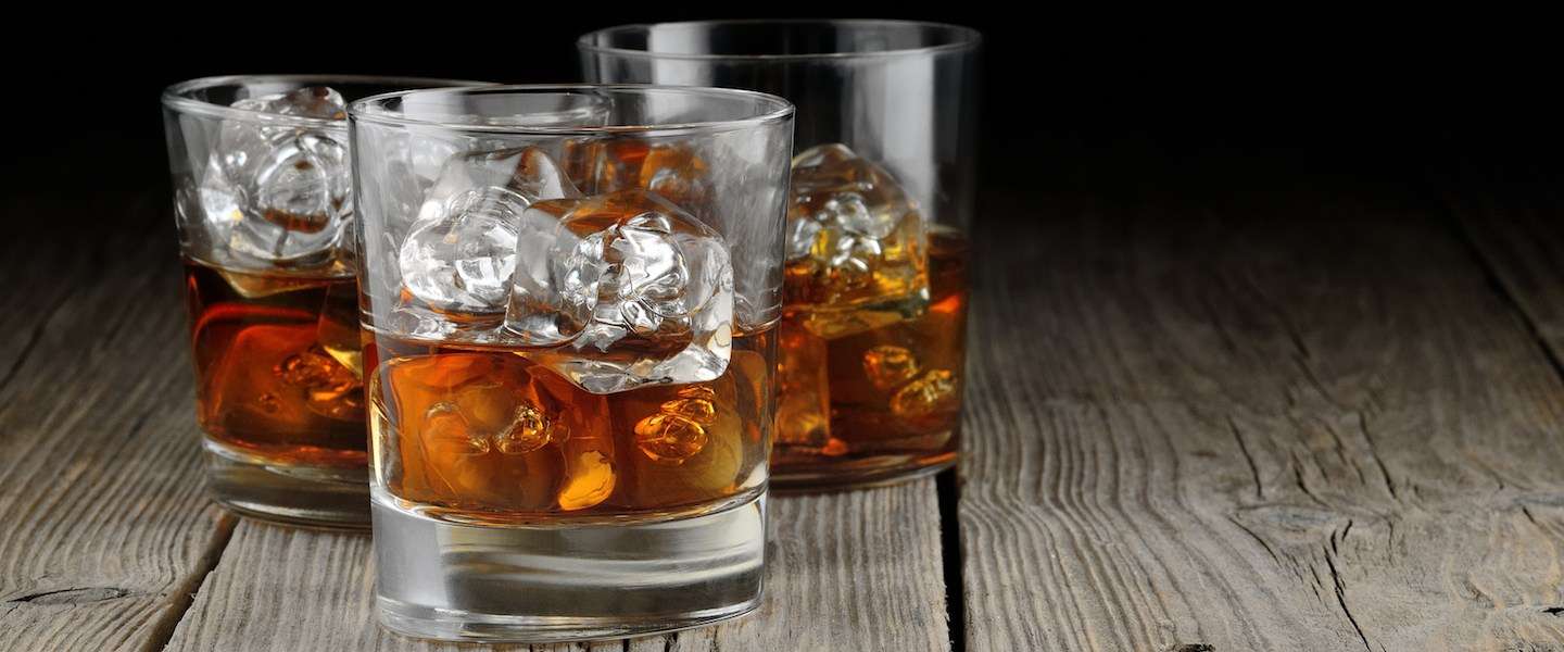 Klassiek whisky drinken met de Whisky Wedges