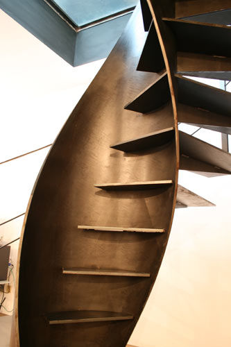sandrini-scale-metal-spiral-staircase-design-3