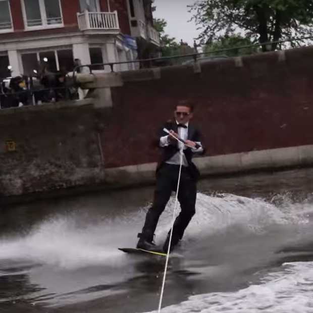 YouTuber Casey Neistat op wakeboard door de grachten van Amsterdam