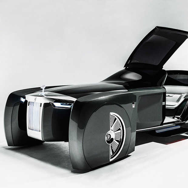 Een kijkje in de futuristische Rolls-Royce 103EX Concept