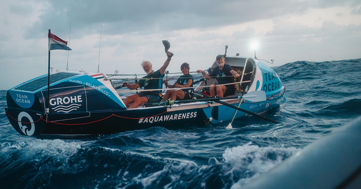 Grohe team ocean op zee