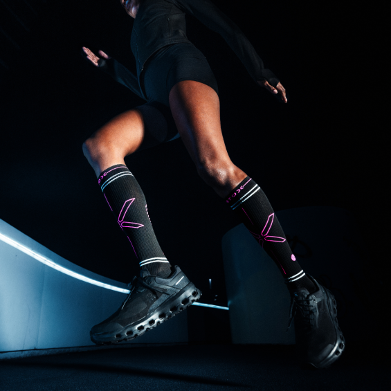 STOX Reflective Running Socks Black Pink Fluo