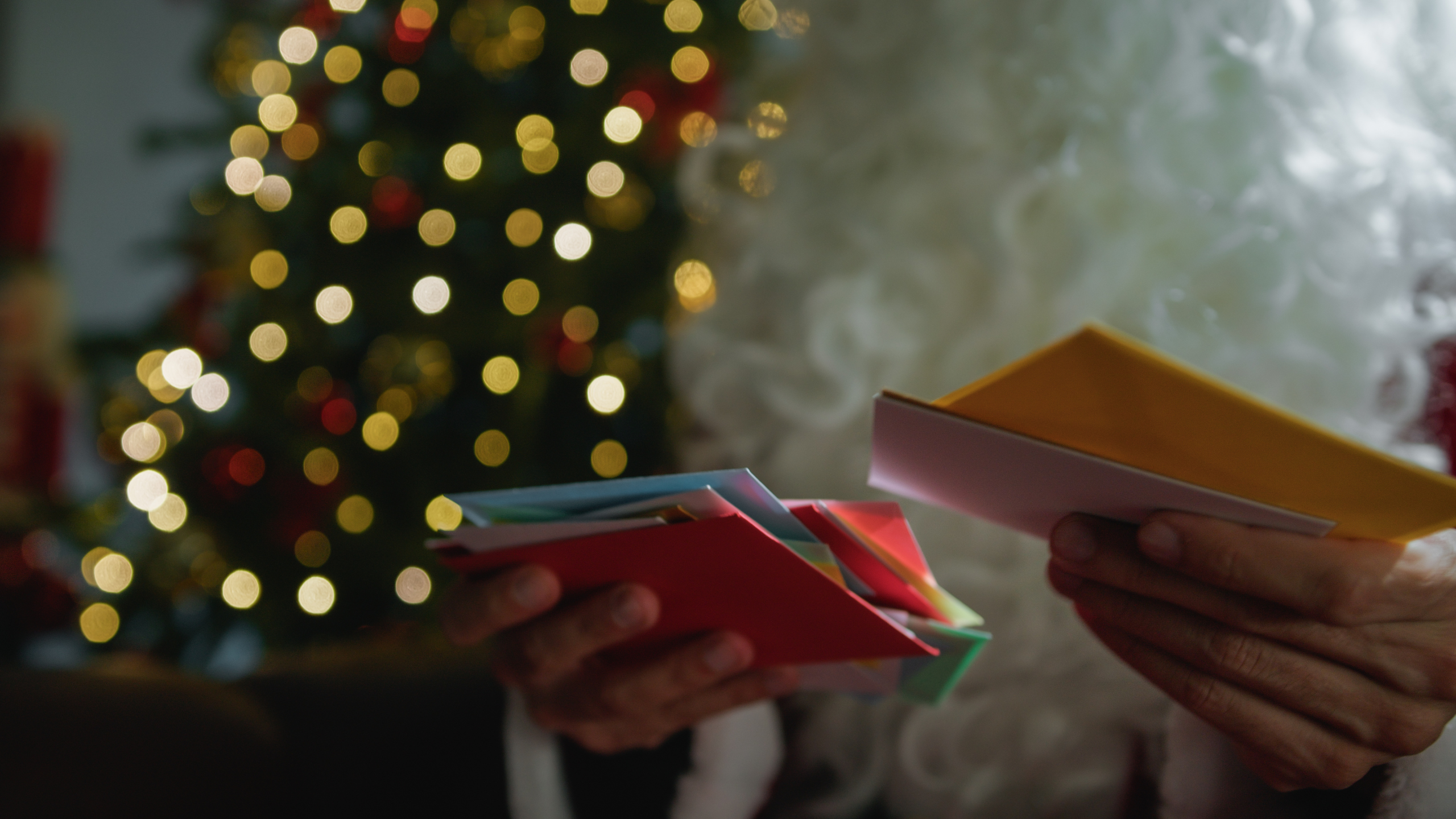 Kerstboom en kerstkaarten