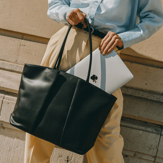 Zwarte KAAI tas met laptop