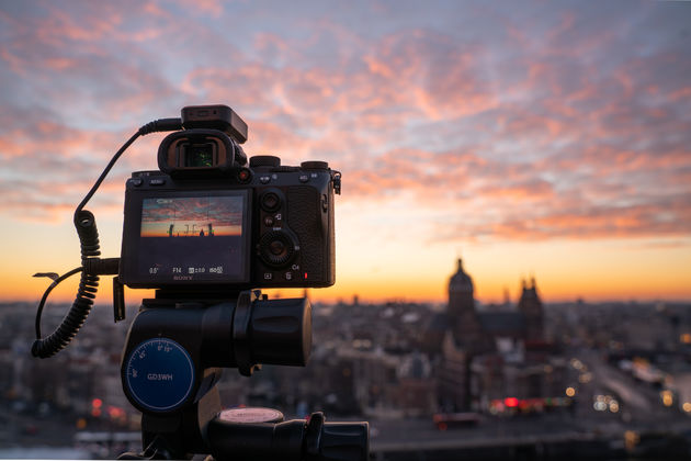 <em>Het kostte de fotograaf 2 jaar tijd om alle beelden voor de film te schieten en bewerken<\/em>