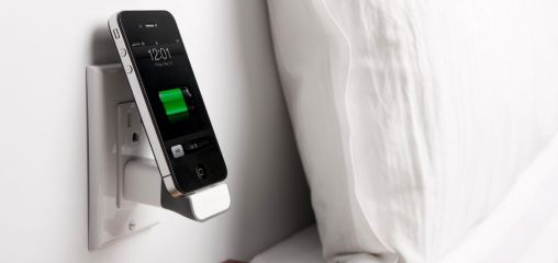 bluelounge-minidock-ipod-iphone-lader.jpg