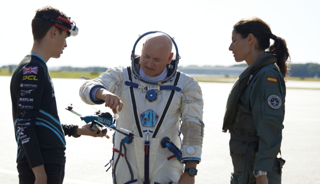 Breitling Aviation Squad: Luke Bannister, Scott Kelly en Roc\u00edo Gonz\u00e1lez Torres