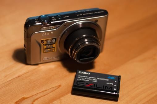 casio-met-accu.jpg
