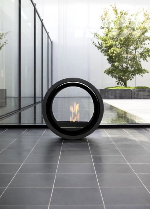 commoto-rolling-fireplace.jpg