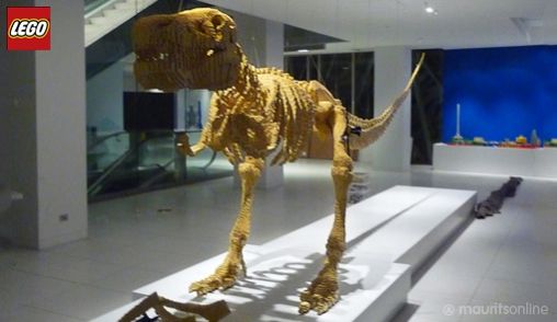 dc-lego-t-rex.jpg