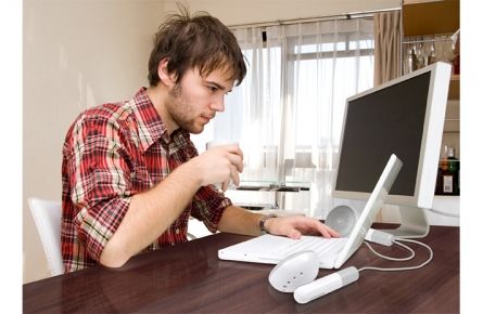 desktopearbuds2.jpg