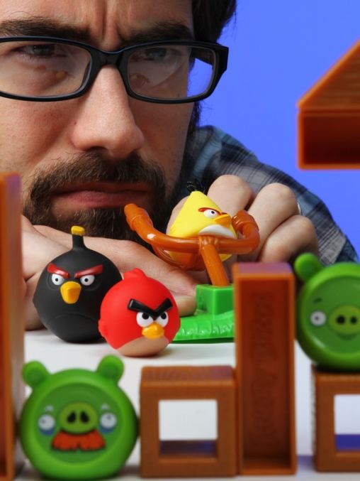 e811-angry-birds-game-playing.jpg