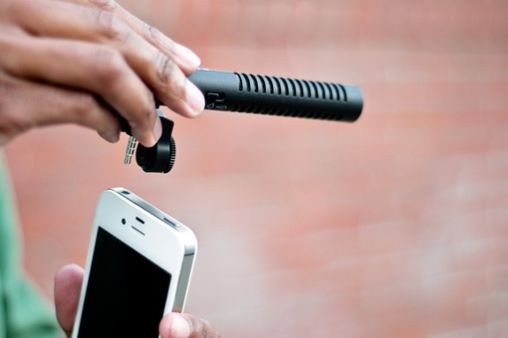 iphone-boom-mic-1e7c-0000001330989476.jpg