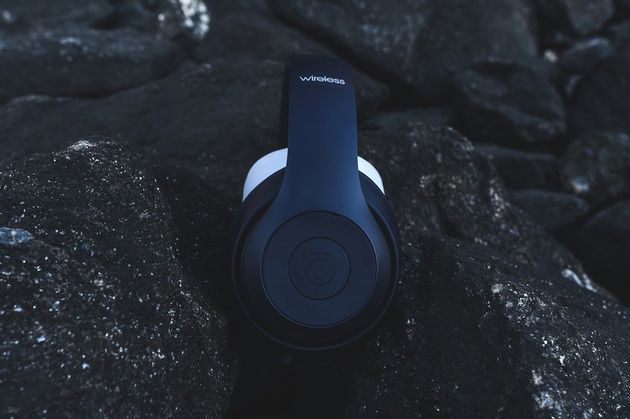 kith-beats-by-dre-studio-wireless-headphones-city-never-sleeps-2