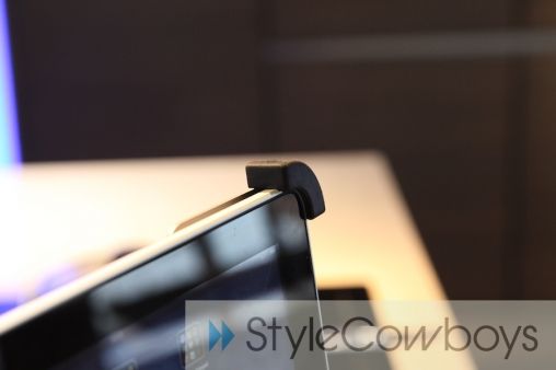 medusa-ipad-stand-3.jpg