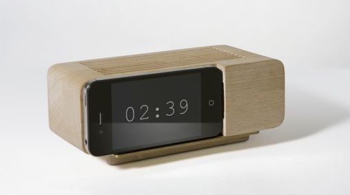 retro-iphone-ipad-docks-zijn-cool.jpg
