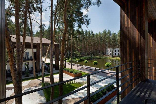 verholy-bos-hotel-oekraine